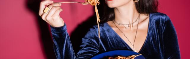 5 namirnica koje mogu povećati kortizol i stres: šta nutricionisti kažu o „tihoj“ hormonskoj ravnoteži organizma