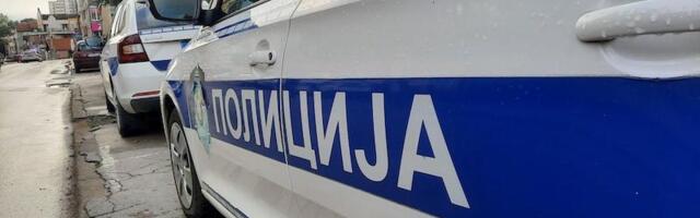 Pretukao dva muškarca zbog nesporazuma u saobraćaju, pa udario policijski auto dok je bežao