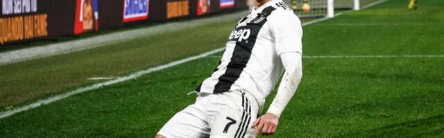 Ronaldov 902. gol - sa sinom "postigao" het-trik (FOTO)