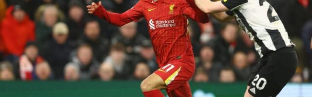 TROFEJ ZA NjUKASL! "Svrake" savladale Liverpul u finalu Liga kupa