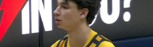 MOŽDA JE TO - TO Sin Peđe Stojakovića ogrnuo zastavu Srbije (VIDEO)