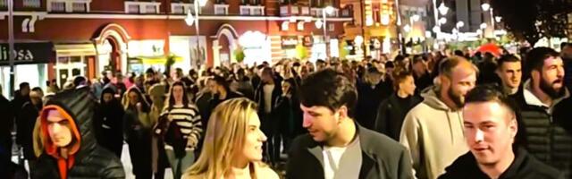 Održan protest ispred Policijske uprave i prostorija SNS