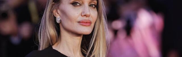 Anđelina Džoli prvi put pokazala ožiljke od mastektomije: Prisetila se majke, pa poslala snažnu poruku (VIDEO)