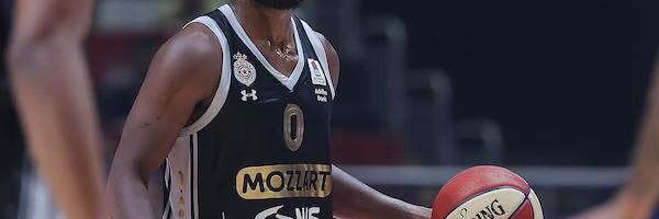 MOŽE LI ZVEZDA DO ČUDA? Džejlin Smit "namignuo" četi Saše Obradovića!