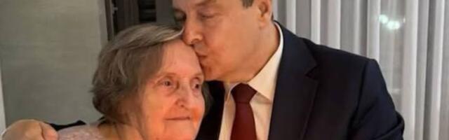 Emotivna objava ministra Dačića dva meseca posle izlaska iz bolnice: Naša Lina nas je napustila