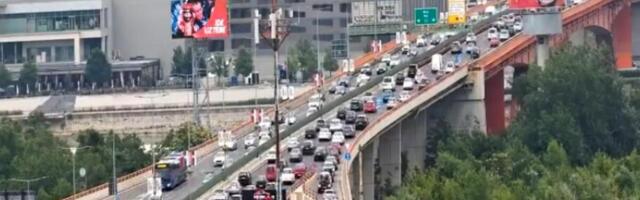 Jutarnji špicu Beogradu u punom jeku: U ovim delovima prestonice nema igla gde da padne, naoružajte se stpljenjem!