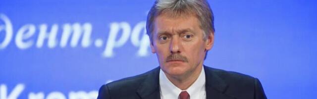 "NE TREBA GLEDATI KROZ RUŽIČASTE NAOČARE": Peskov o prekidu podrške Vašingtona Kijevu