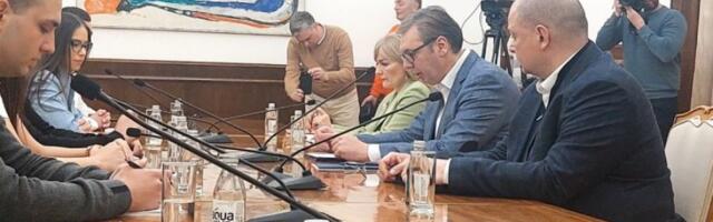 "IMAM ZA VAS JEDNU MOLBU" Vučić sa studentima koji žele da uče: Probudila se Srbija, niko više neće da trpi njihov teror (VIDEO)