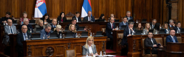 Седница Скупштине Србије почела са два сата закашњења