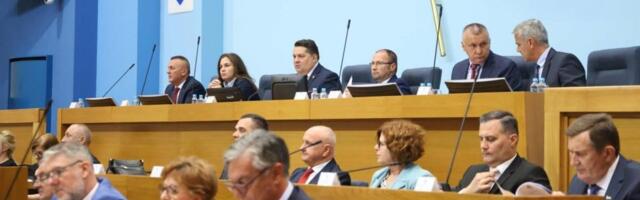 Novi izveštaj Vlade RS Savetu bezbednosti: Podrška Dejtonskom sporazumu i oštre kritike Šmita