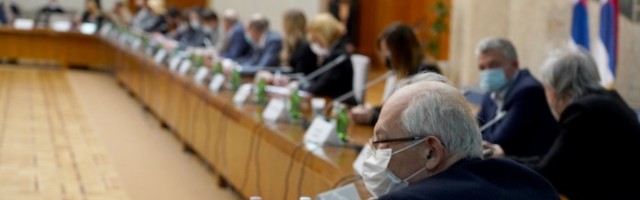 Zašto se kriju podaci o broju trenutno bolesnih?