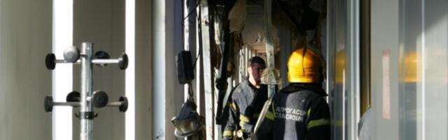 PRVE SLIKE POSLE POŽARA U SPECIJALNOM SUDU: Ministar pravde obišao prostorije i naložio hitan tehnički pregled zgrade u Ustaničkoj! (FOTO)