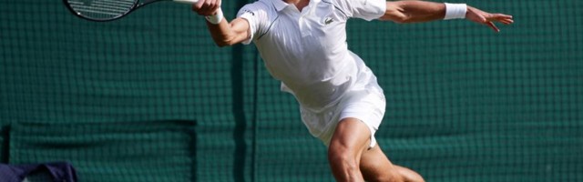 Nole juri 18. pobedu u nizu na Vimbldonu protiv Čileanca koji se pokazao samo na šljaci