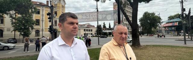 DS podneo krivičnu prijavu protiv NN lica zbog transparenta sa kukastim krstom u Nišu
