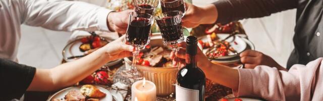 7 obaveznih jela na božićnoj trpezi: Donose sreću novac i prosperitet u dom, a svi ih rado jedu