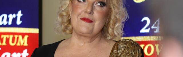 POZNATI POHRLILI NA KONCCERT SNEŽANE ĐURIŠIĆ! Ova muzička zvezda se ne odvaja od supruge, a tu su i oni (FOTO/VIDEO)