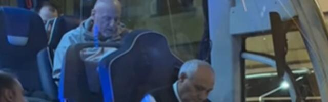 Evo kako je izgledao Saša Obradović u autobusu posle poraza od Reala: Ni navijači ga nisu oraspoložili