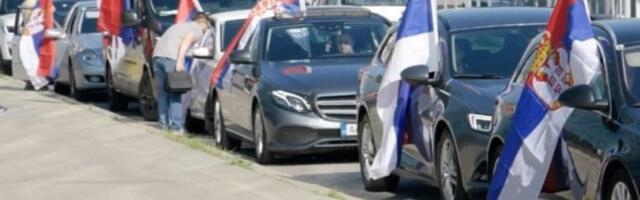 Ne zaustavljaju ih kilometri! Srbi iz Beča krenuli u Beograd da podrže Vučića (FOTO/VIDEO)
