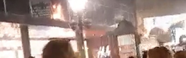 Buknuo požar u Knez Mihailovoj (VIDEO)