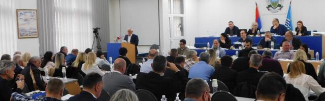 UMESTO 7,5 ODBORNICIMA 10.000 HILJADA DINARA: Predloženo povećanje naknade u Skupštini grada Loznice