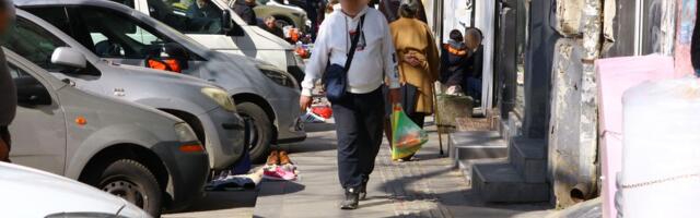 Buvljak u centru Beograda: U Džordža Vašingtona možete naći sve, od antikviteta do patika