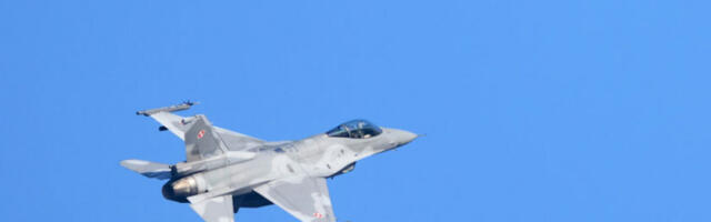 Пољска подигла борбене авионе због руских напада на Украјину