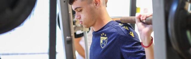 Trebalo je da bude budućnost Zvezde i cepa mreže, a sada je kao slobodan igrač napustio klub