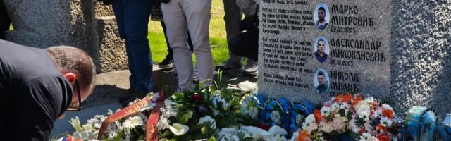 Komemorativni skupovi u Duboni i Malom Orašju – tri godine od masovnog ubistva (FOTO)