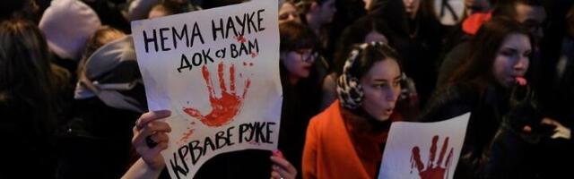 Ovako se Vučić "pojavio" pred studentima tokom protesta (VIDEO)