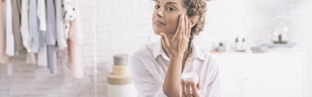 Dok nosimo MASKE - dobijamo MASKNE! 3 načina da se OSLOBODITE BUBULJICA!