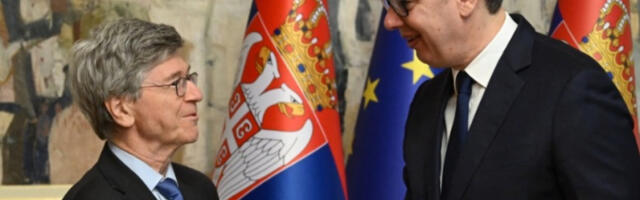 NAUČIO SAM MNOGO Vučić: Izuzetna mi je čast što sam imao priliku da razmenim mišljenja sa Džefrijem Saksom