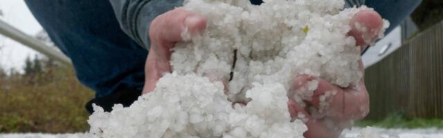 Apokalipsa u Srbiji: Podivljalo nevreme nosi sve pred sobom, ovi delovi su pod vodom i gradom (VIDEO)