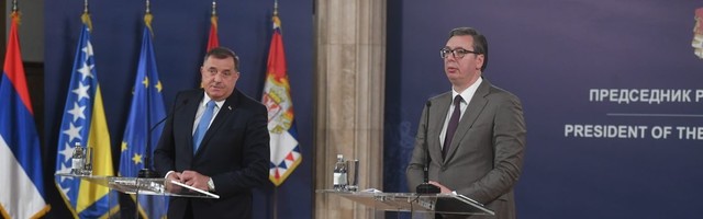 Vučić: Srbija će prvi put tražiti izveštaj od visokog predstavnika za BiH