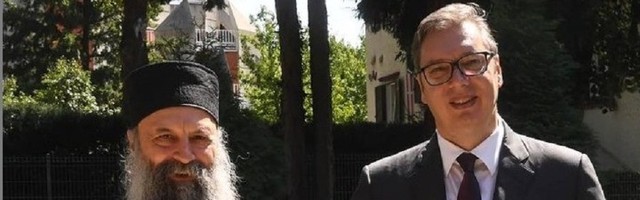 Kubat piše za Direktno: Crkva - vlast i opozicija