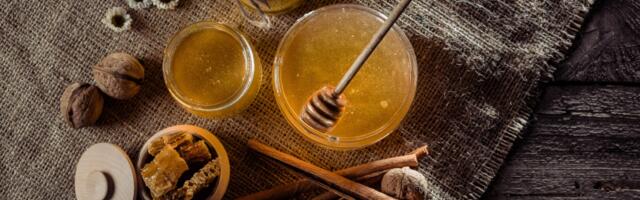 Kako koristiti med za negu kože i kose