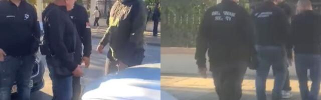 Tenzija u Šapcu: Privatno obezbeđenje htelo da zabrani unos hrane i piće studentima, građani ih oterali (VIDEO)