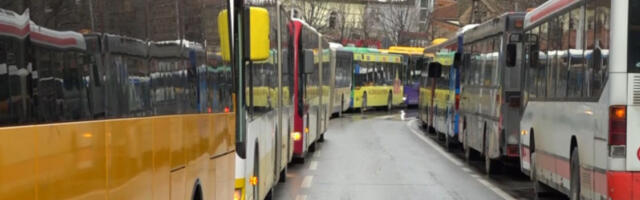 RASULO U PRIŠTINI! Sve stoji, Albanci besne!