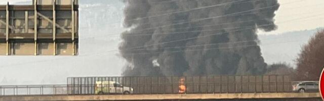 Pogledajte slike užasa u Sloveniji: Auto-put u plamenu nakon stravičnog sudara, stvaraju se velike gužve