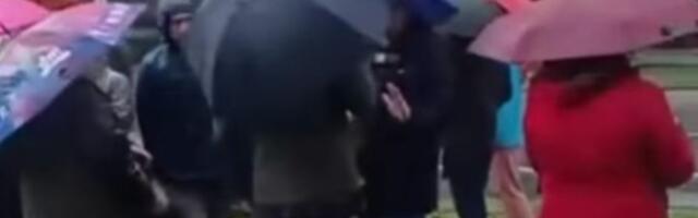 Krenuli da ograđuju park Ušće za akvarijum, građani zvali policiju i sprečili ih