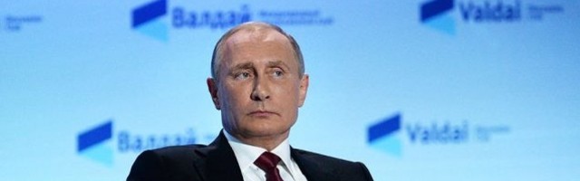 “Putin će platiti ako napadne Ukrajinu. Mi ćemo im pomoći, a kaznićemo ga i na druge načine…”