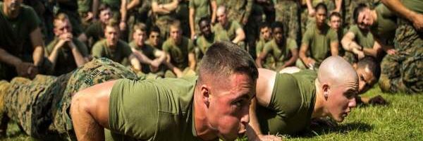 Bodibilder pokušao da uradi fitnes test RUSKE vojske