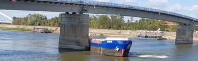 Petrović: Brod udario u most kod Bačke Palanke, nema povređenih