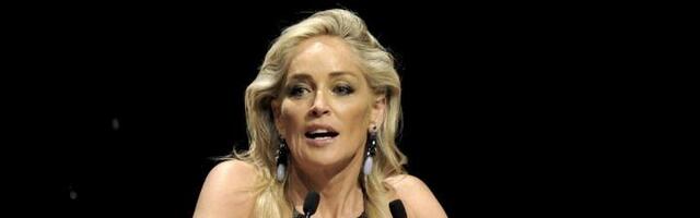 Šeron Stoun smuvala poznatog holivudskog šmekera? Holivud na nogama - zajedno otišli kući (VIDEO)