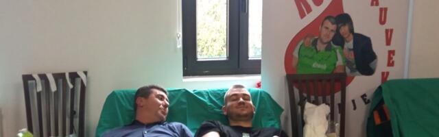 Udruženje „Koce zauvek“ u vlasotinačkoj crkvi okupilo rekordan broj davalaca krvi