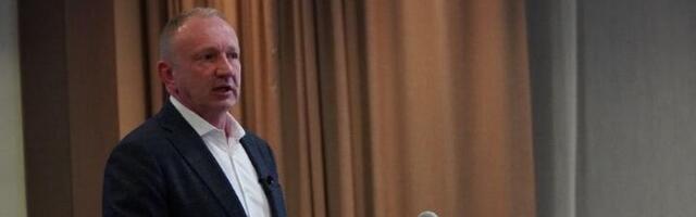 Đilas: Ne mogu institucije da oslobode oni koji su ih zarobili, nego oslobodioci, a to će biti narod