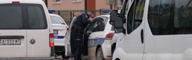 PRVE SLIKE SA MESTA JEZIVOG ZLOČINA U ČAČKU: Trostruko ubistvo u porodičnoj kući