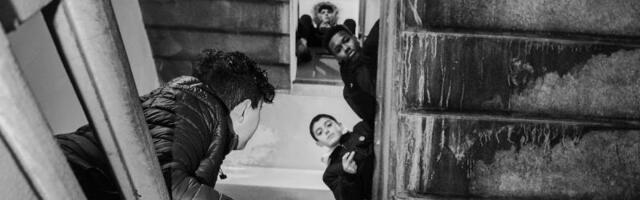 Sirov, iskren i brutalan: Milano koji do sada niste videli na izložbi fotografija italijanskog umetnika u Beogradu