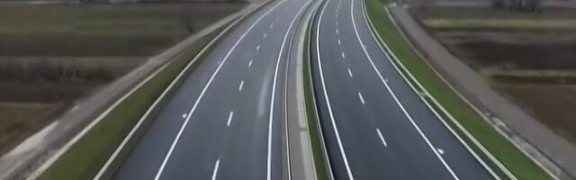 Šta se dešava na putevima? Haos na Veliki petak (VIDEO)