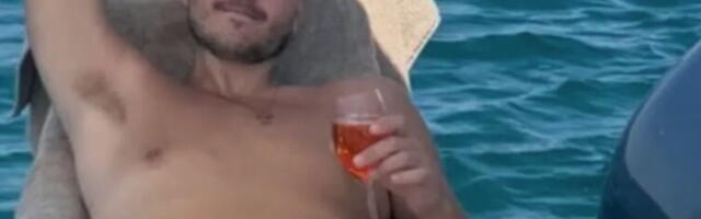 "OBRIJ SE ISPOD PAZUHA"Brenin sin dobio javnu kritiku zbog higijene, brutalno odgovorio: Kad budeš kupio karero... (FOTO)