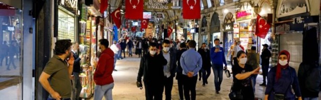 U TURSKOJ RASTE BROJ ZARAŽENIH KORONOM! Istanbul označen visokorizičnim gradom!